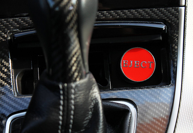 Eject-Button-Cigarette-Lighter-2