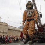 Giant Marionettes #23