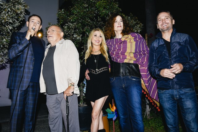 Paul Reubens, Lou Cutell, E.G. Daily, Diane Salinger, and Damon Martin