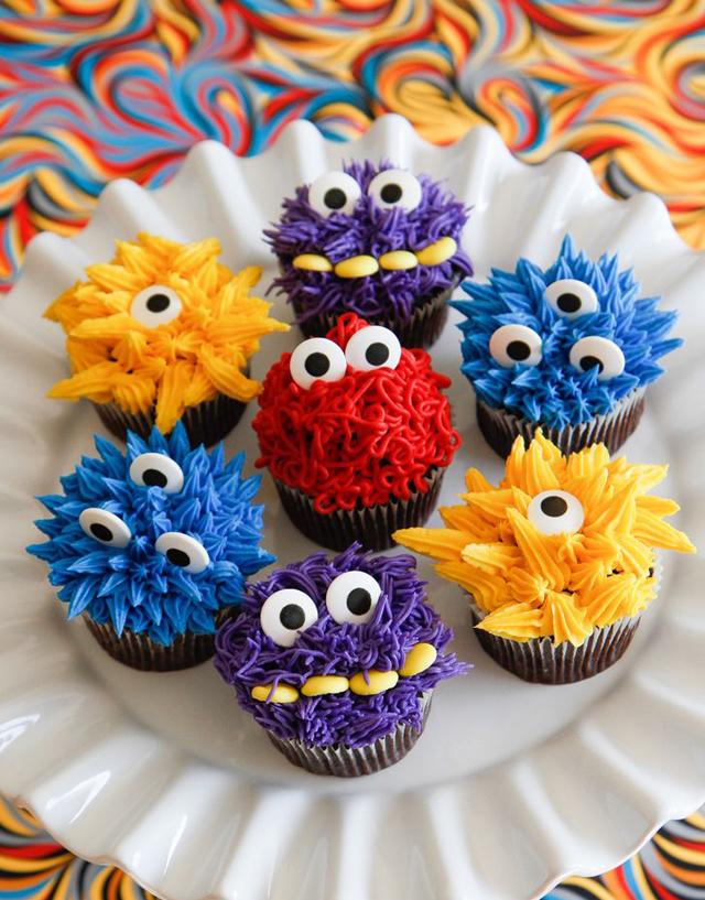 Monster-chocolate-cupcakes.jp