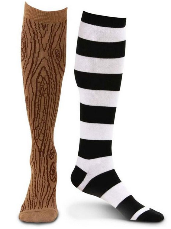 Pirate-peg-leg-mismatched-socks