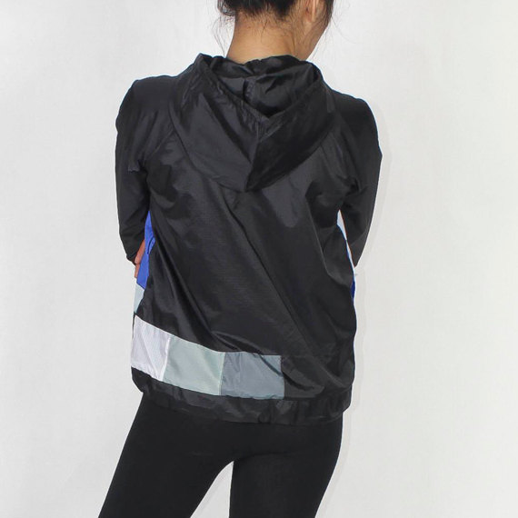 TV color bar windbreaker back