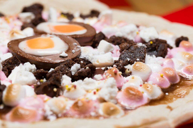 creme-egg-pizza-close-up-2